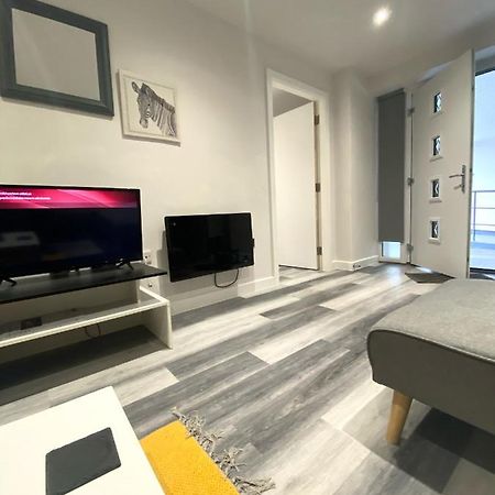 Vibrant 2 Bedroom Apartment - Bhx Airport Sheldon  Екстер'єр фото